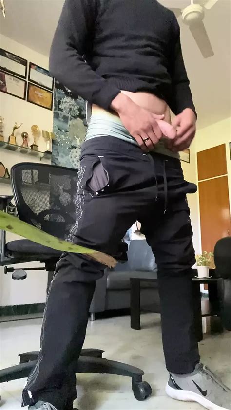 Indianmen Gay Hardcore Handjob Porn Feat WeakBond365 XHamster