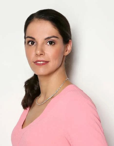 Dr Med Alexandra Buschmann Plastischer Chirurg Sanoplast