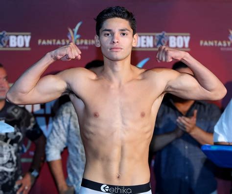 Photos Ryan Garcia Carlos Morales Ready For Facebook Battle