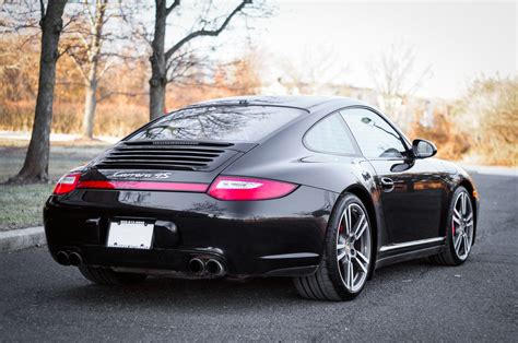 20K Mile 2011 Porsche 997 2 Carrera 4S 6 Speed PCARMARKET