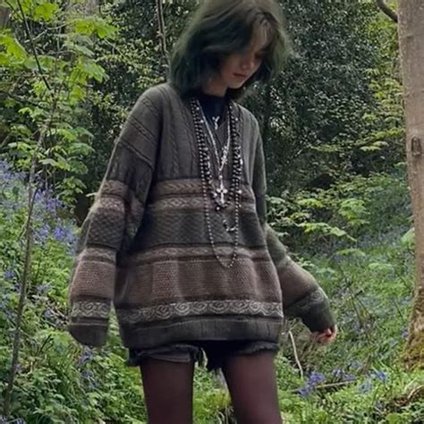 A Guide To Pulling Off The Fairy Grunge Aesthetic Indieyespls