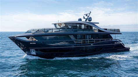 Review Of The Princess Yachts X95 Superfly Power And Motoryacht