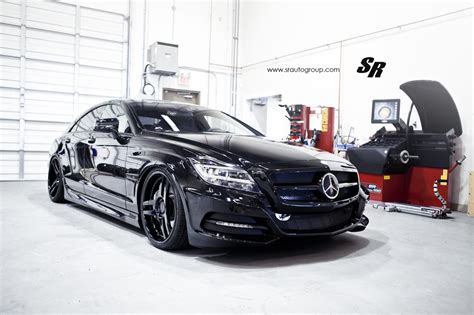 Slammed Mercedes Benz Cls By Sr Auto Looks Menacing Performancedrive