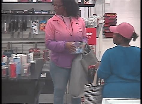 Savannah Police Search For Shoplifting Suspects Accused Of Pepper