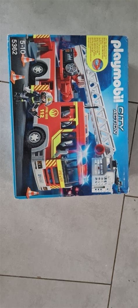 Playmobil City Action Camion De Pompier Avec Chelle Pivotante Et