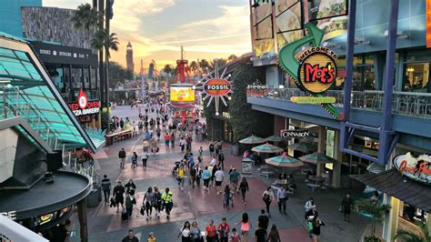 Fun And Entertainment While Exploring CityWalk In Orlando