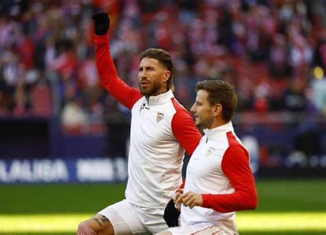 Football Sergio Ramos Pi Tine L Cusson De Latl Tico De Madrid Les