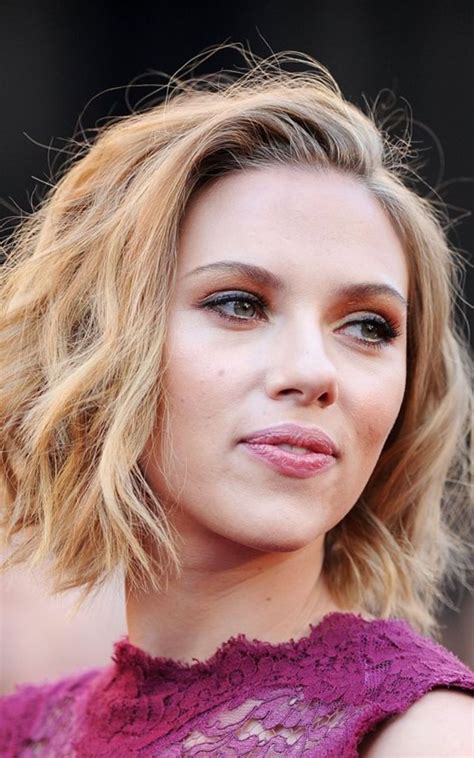 scarlett-johansson-2011-oscar-awards-arrival-08 | GotCeleb