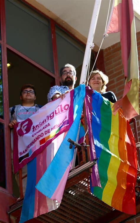 Comienza La Semana Del Orgullo Lgtbi De Coslada Con El Izado De La