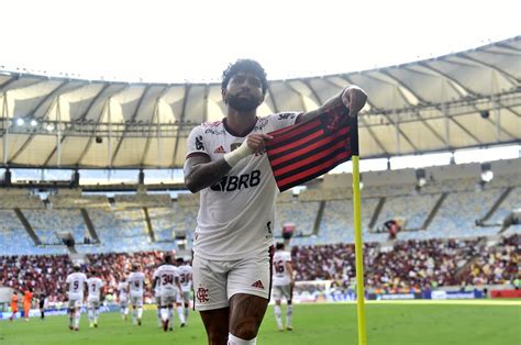 Gabigol Passa Tita E Se Torna Maior Artilheiro Da Hist Ria Do Flamengo