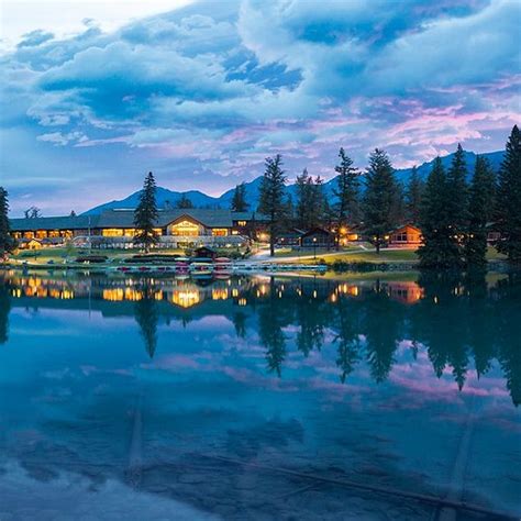 THE 10 BEST Hotels in Jasper for 2025 (from C$118) - Tripadvisor