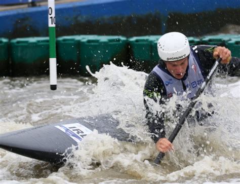 How To Canoe Paddle Strokes Rapids Riders Sports