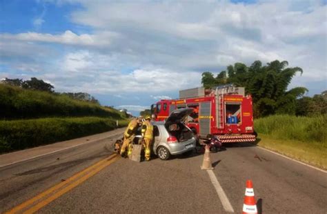 Jovem Morre Na Mg Ap S Bater Em Carreta