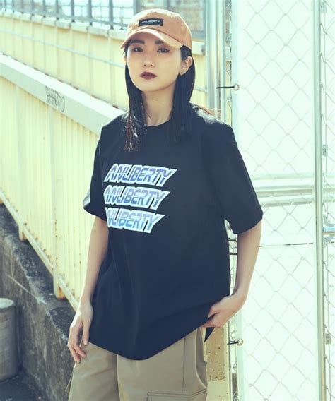 Anliberty Anap（アンリバティアナップ）の「cvcロゴプリントtシャツ【ユニセックス】（tシャツカットソー）」 Wear