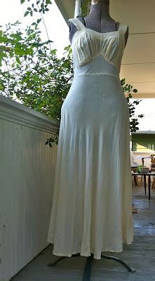 Id E Fixe Vintage Lingerie Collection Warning Pic Heavy