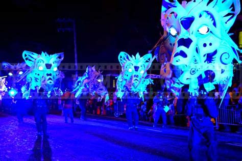 Quebec winter carnival night parade, unique and fun travel idea for all ages (Part 2)