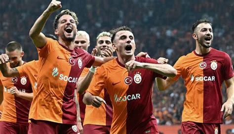 Galatasaray evinde turladı Patronlar Dünyası