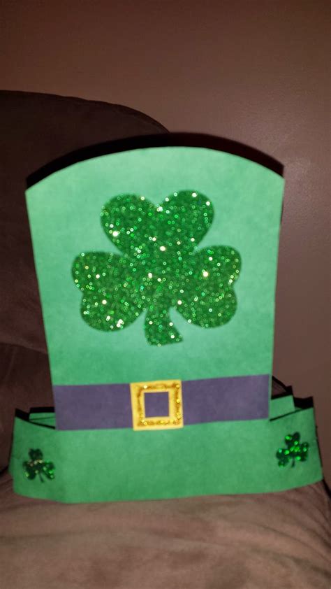 Easy St Patricks Day Leprechaun Hat Craft For Kids Leprechaun Hats