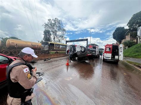 Quatro Pessoas Ficam Feridas Ap S Acidente No Anel Rodovi Rio Em Bh