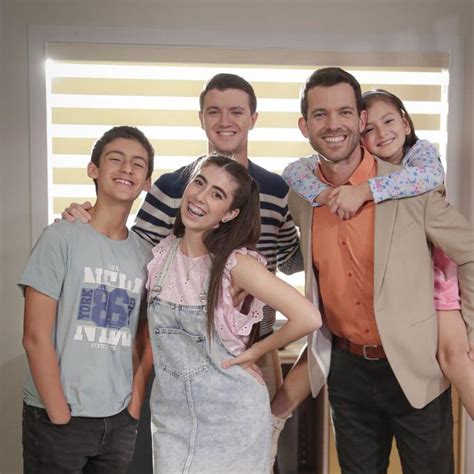 Papá en apuros la novela con la que Latina busca recuperar sus épocas de gloria en ficción