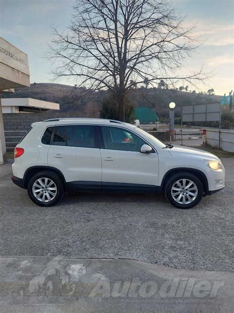 Volkswagen Tiguan 2 0 TDI AUTOMATIK 4x4 Cijena 9490 Crna