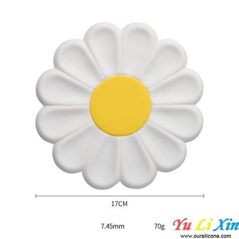 China Daisy Flower Silicone Placemats And Coasters Manufacturer