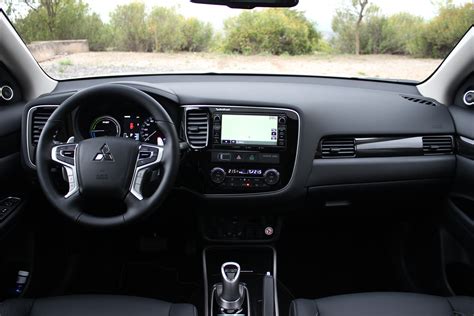 Essai Vid O Mitsubishi Outlander Restyl Esp Ce Unique