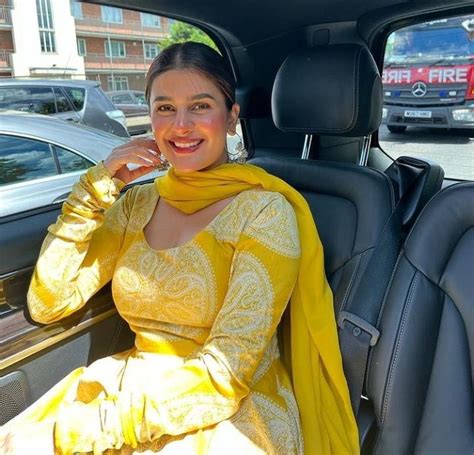 901 Best R Jerkofftopakicelebs Images On Pholder Saboor Aly Or Sajal Aly Which Sister Is Hot