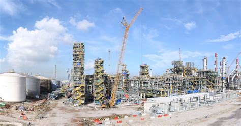 Preparing For Singapore Refinery S Latest Milestones Exxonmobil