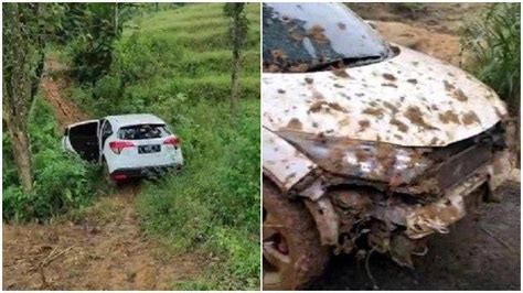 Mobil Hrv Nyasar Masuk Ke Hutan Jalan Terjal Berbatu Di Pati Viral Kok