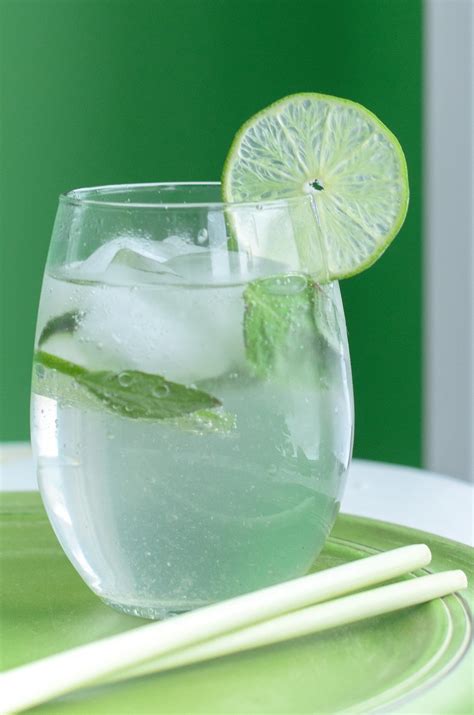 Recipe Lemongrass Lime Thai Basil Mojito Kitchn