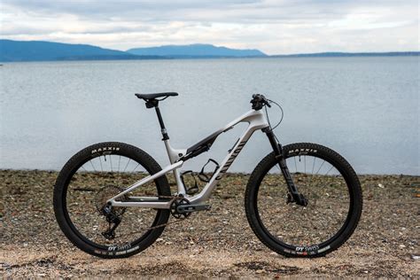 Review Canyon Lux Trail Mellow Marathon Machine Pinkbike