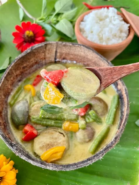 Vegetarian Thai Green Curry Recipe