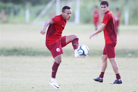 Fernandinho Pede Rescis O E N Utico Libera Atacante N Utico Ge