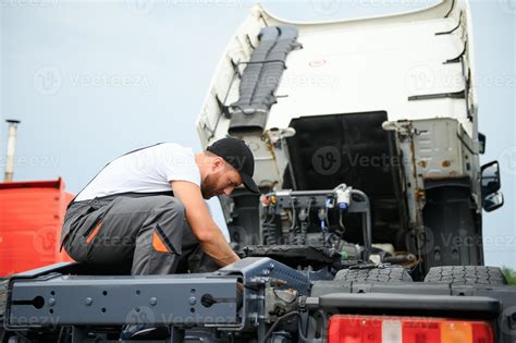 Mechanic Repairing The Truck In Service 46383130 Stock Photo At Vecteezy