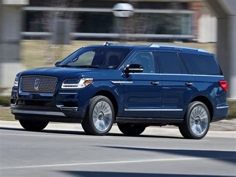 2018 Lincoln Navigator Review Pricing And Specs