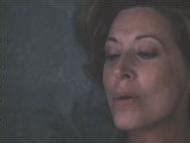 Naked Concha Velasco in Más allá del jardín