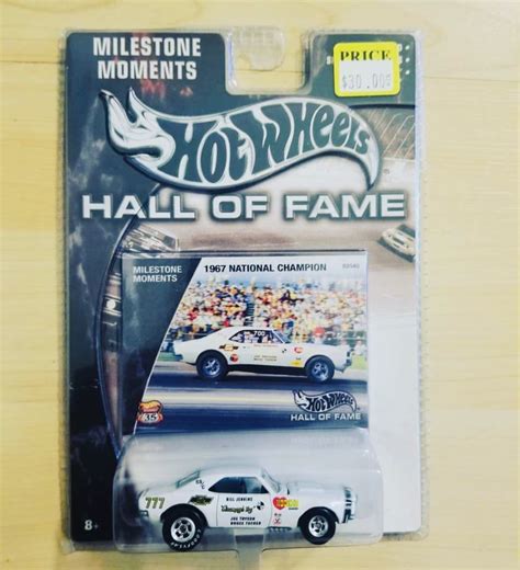 Ruben Rodriguez adlı kullanıcının Hot Wheels display panosundaki Pin