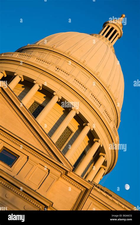 State Capitol Of Arkansas Stock Photo Alamy