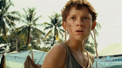 Lo Imposible 2012 The Impossible Lucas Finds And Reunion To His