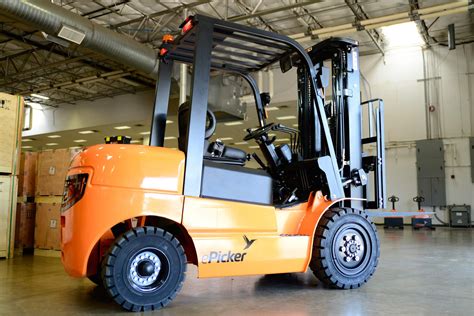 Electric Forklifts - Mid Florida Material Handling