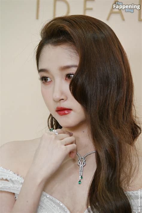 Guan Xiaotong Nude OnlyFans Leaks Fappening FappeningBook