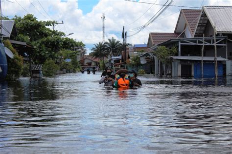 Palangkaraya Mulai Terendam Banjir Kompas Id