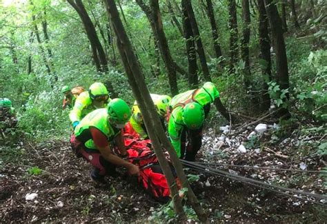 Rinvenuto Il Cadavere Di Un Enne Colere Gazzetta Delle Valli News