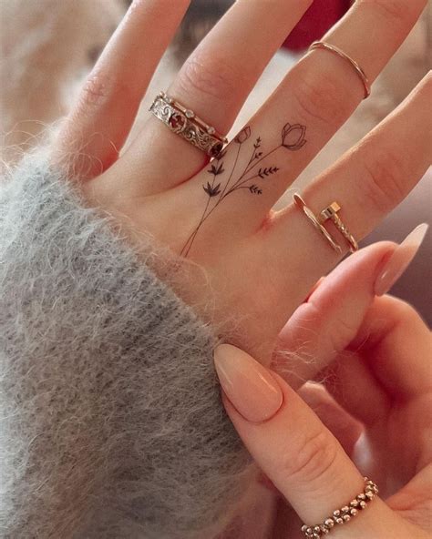 Hand And Finger Tattoos Finger Tattoo For Women Small Hand Tattoos