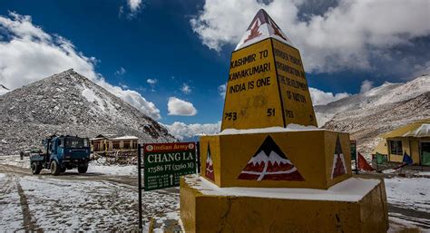 Hustling In The Himalayas The Sino Indian Border Confrontation