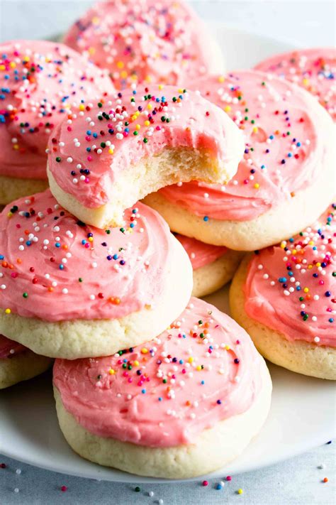 Soft Sugar Cookies With Buttercream Frosting Season Of Baking Soft