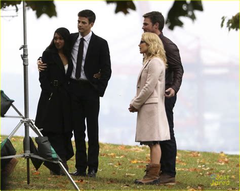 Barry Allen And Oliver Queen Attend Spoiler In Upcoming Arrow Verse