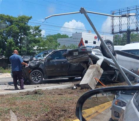 Fuerte accidente deja varias personas lesionadas en Cancún