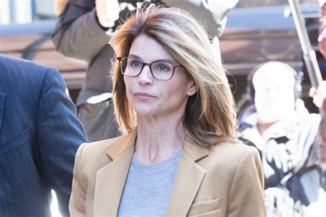 Felicity Huffman Lori Loughlin Charged In College Admissions Scandal